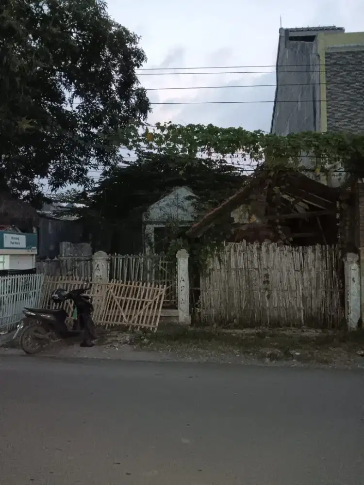 Dijual Tanah dan Bangunan