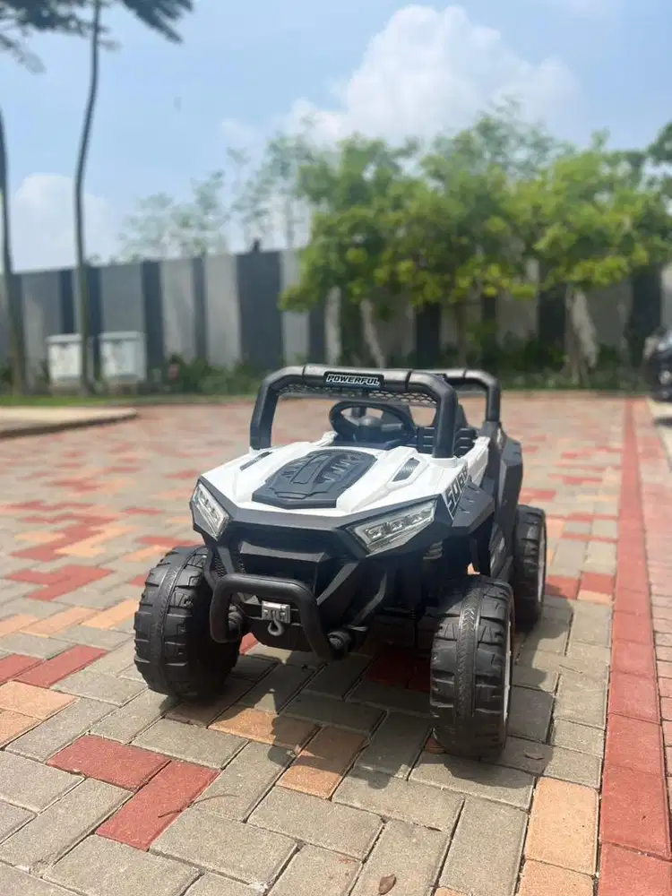 Mobil aki - shp volta 5068 putih