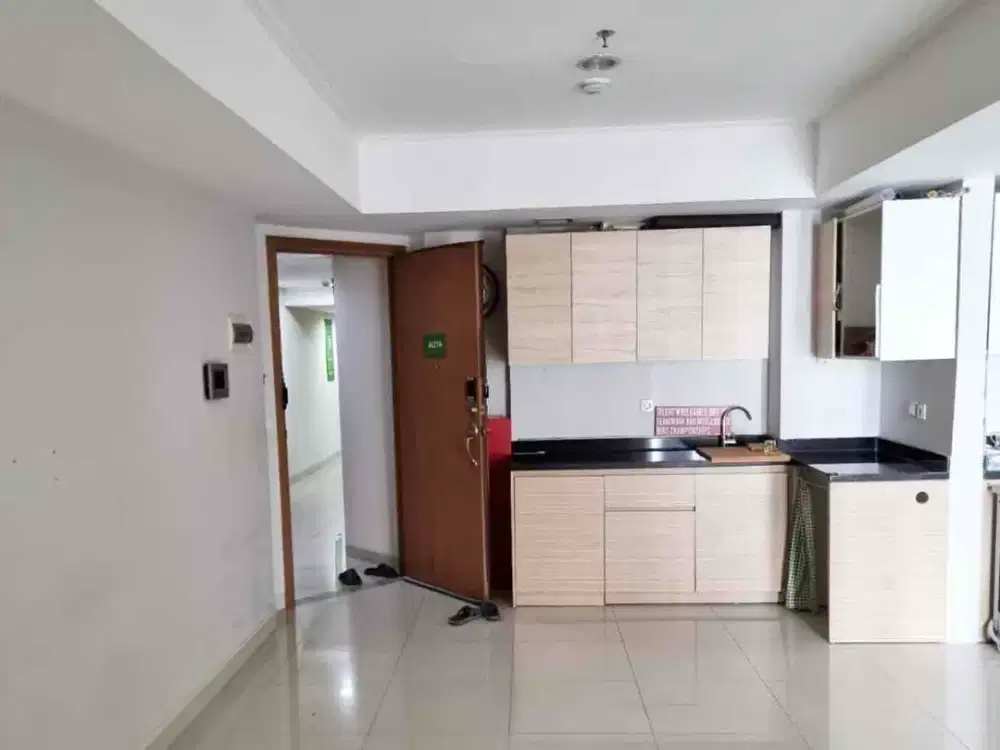 TERMURAH Jual Cepat Apartemen 2 Kamar Tidur Luas 73 m2 Semin Furnish Tower Aurora Golf View di Apartemen The Mansion Jasmine Kemayoran Jakarta Pusat