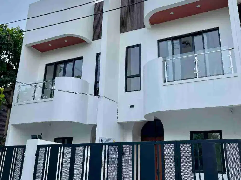 Wilson Rumah balio kt 4 semi furnish di meruya kav dki