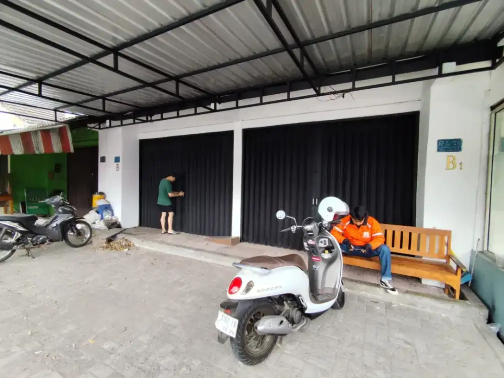 Ruang Usaha Strategis Di Condongcatur Depok Sleman.