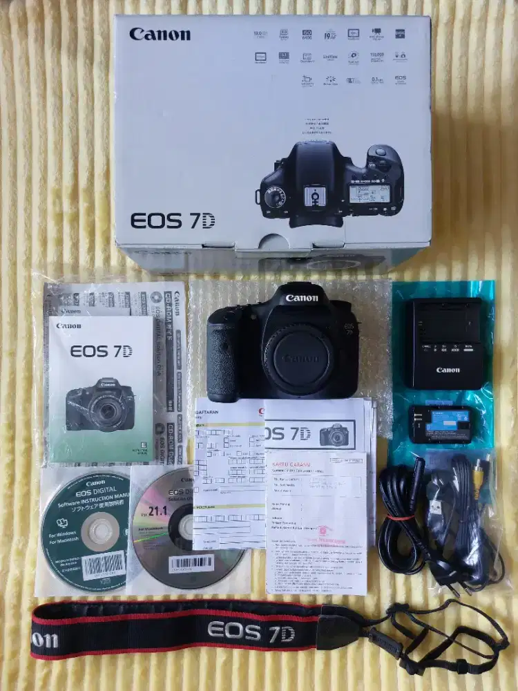 CANON EOS 7D Body Only (APS-C) - FULLSET SEPERTI BARU