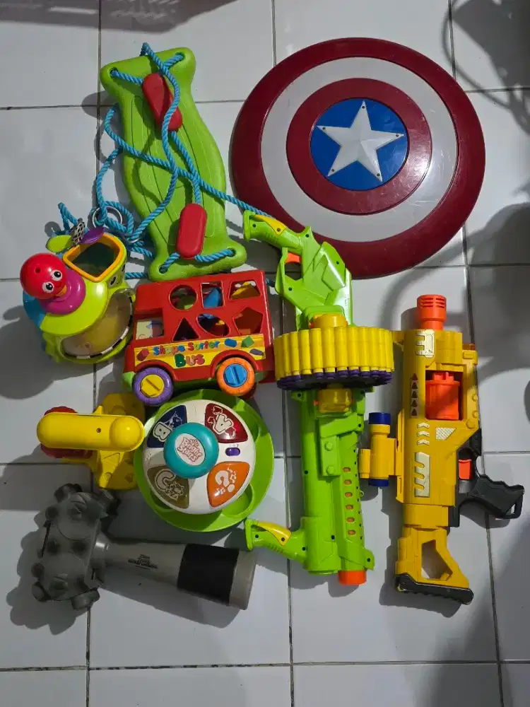 Mainan Pistol Anak Campuran