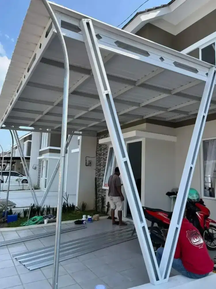 Kanopi rangka baja ringan