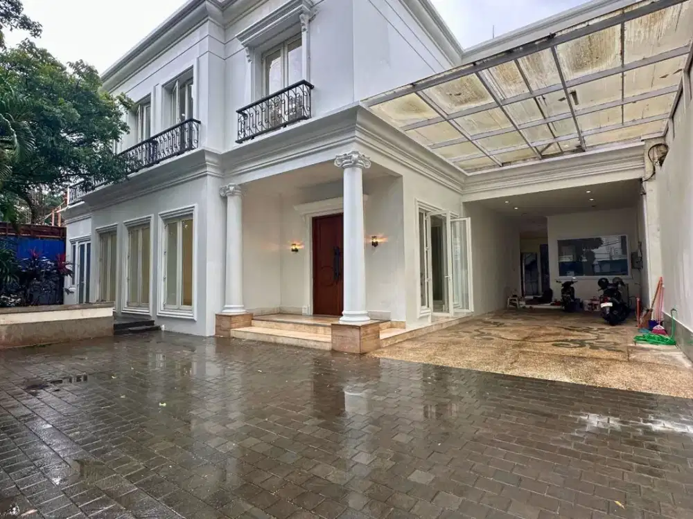 DIJUAL RUMAH SIAP HUNI AREA KOMERSIAL DI  JL.WIJAYA (Dekat Pandor) KEBAYORAN BARU  JAKARTA SELATAN