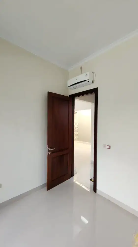 dijual  rumah PREMIUM  harga MURAH