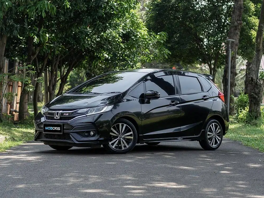 CASH TERMURAH HONDA JAZZ 1.5 RS CVT ( GK5 ) HITAM MOBCARS