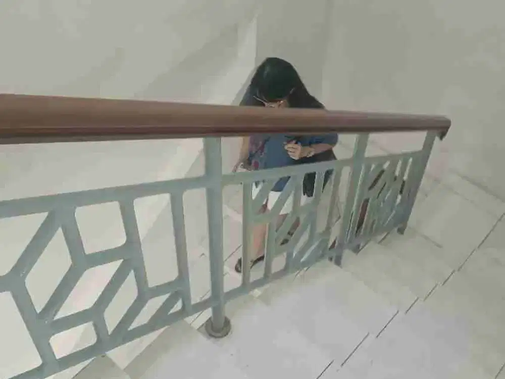 Dijual Rumah Singgasana Pradana. mainroad hangat rasa villa