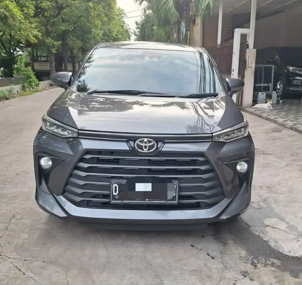 Toyota Avanza 1.5 G at CVT TSS warna Abu2 Baja