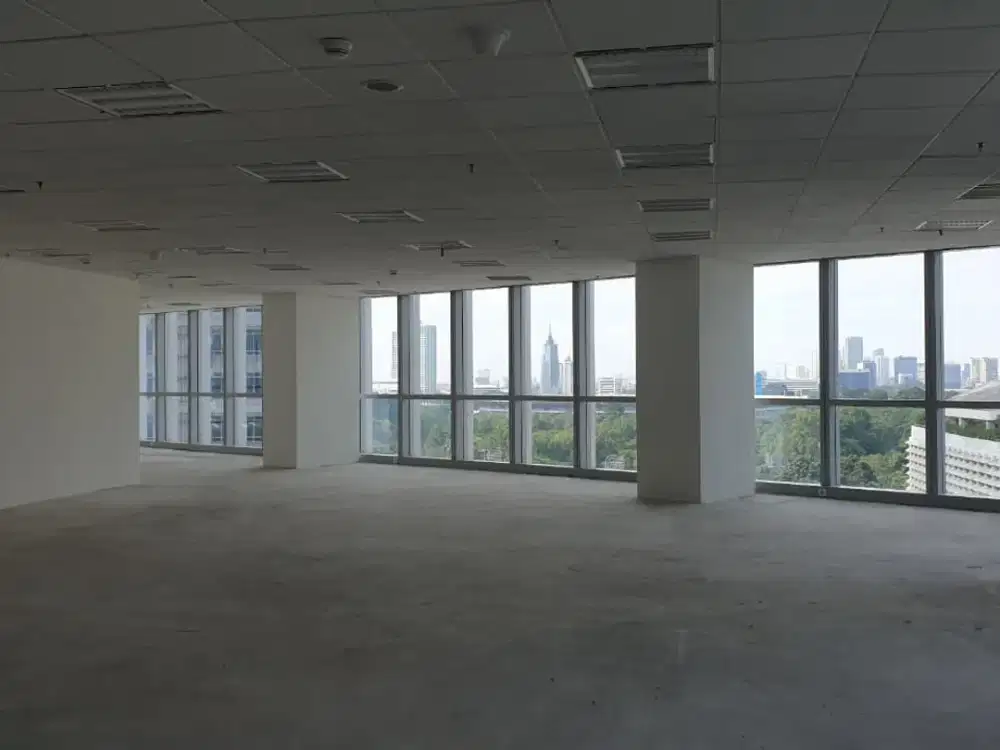 SEWA KANTOR DI JAKARTA SELATAN SUDIRMAN 1000M2 BARE 425K NEGO