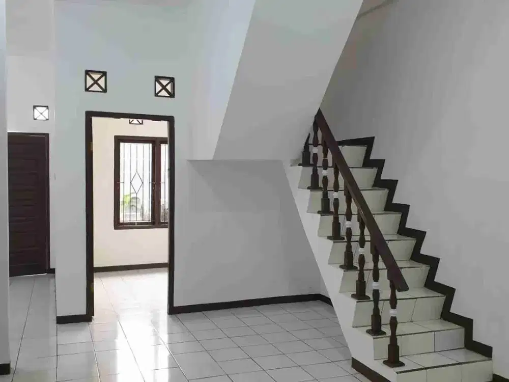 harus laku bulan ini! dijual cepat rumah sariwangi
