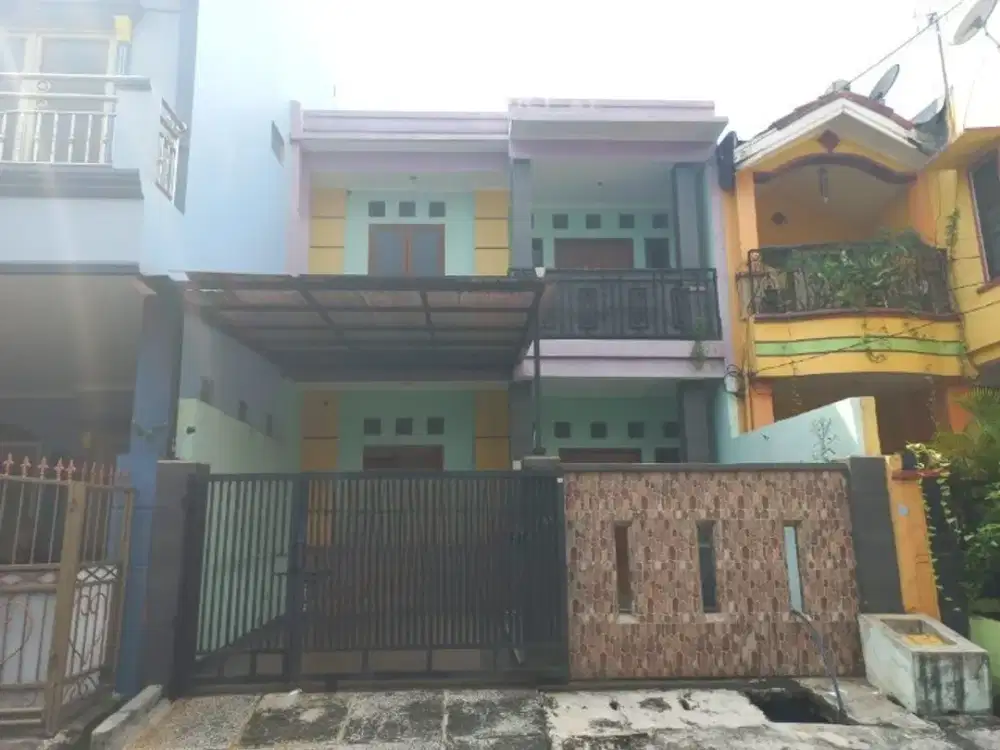 Sewa Rumah Taman Harapan Baru Lokasi Premium Harga Bersahabat