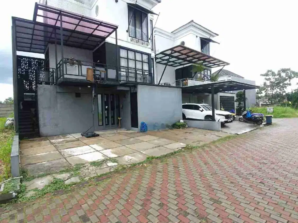 Rumah 3 lantai di Bogor Selatan, Bogor.