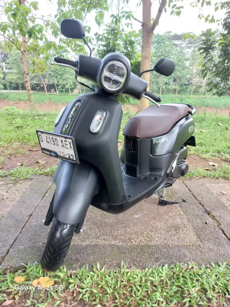 YAMAHA FAZZIO HYBRID LUX 2024