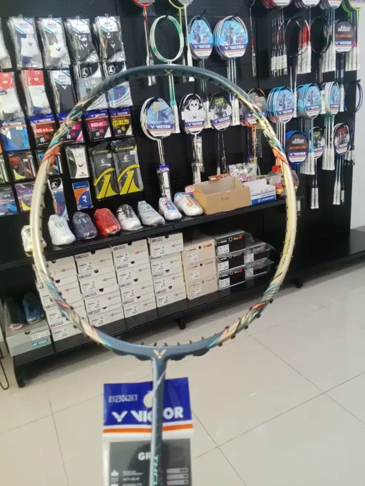 Raket Badminton Victor Thruster SI