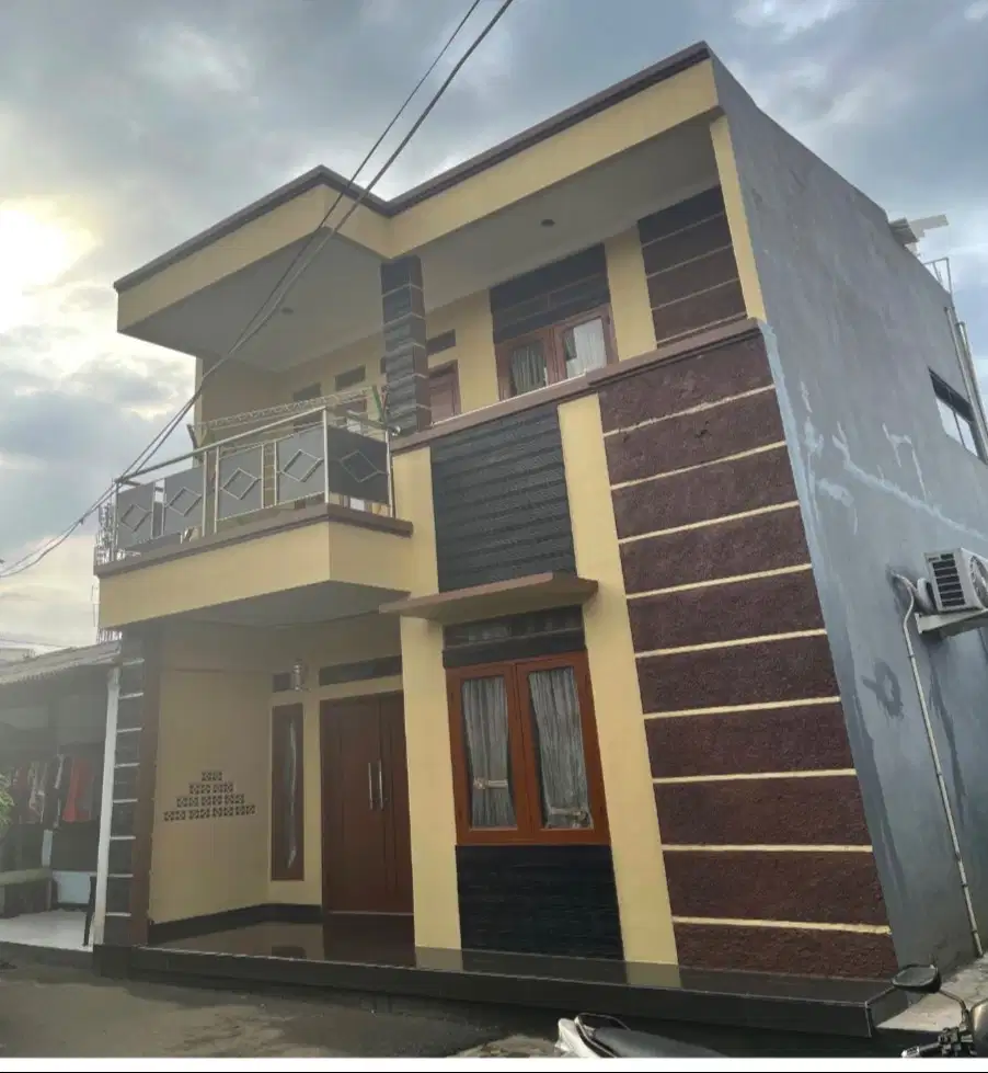 Di sewakan rumah tahunan minimalis 2 lantai