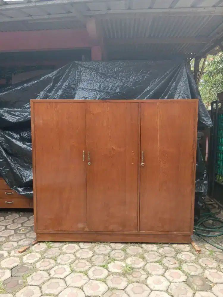 lemari jati pintu 3 jati tua lembaran