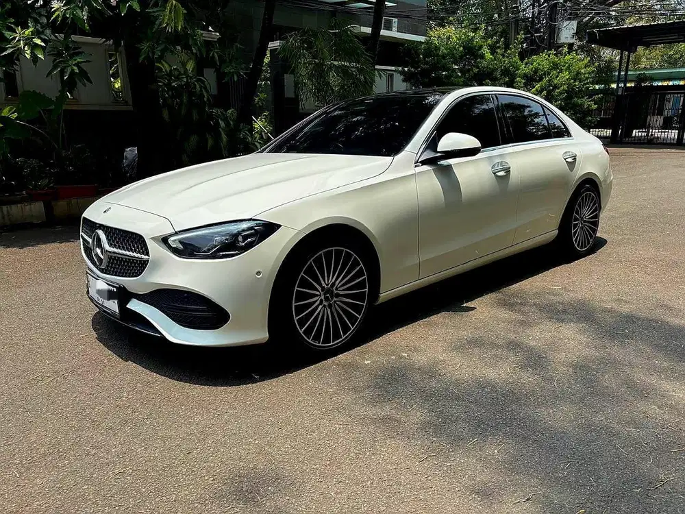 MERCEDES BENZ W206 HYBRID 2022 (PAKET KREDIT PALING TERMURAH)