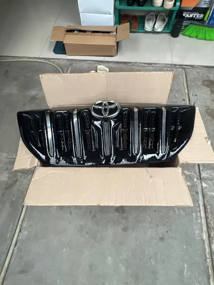 Grill depan Kijang inova