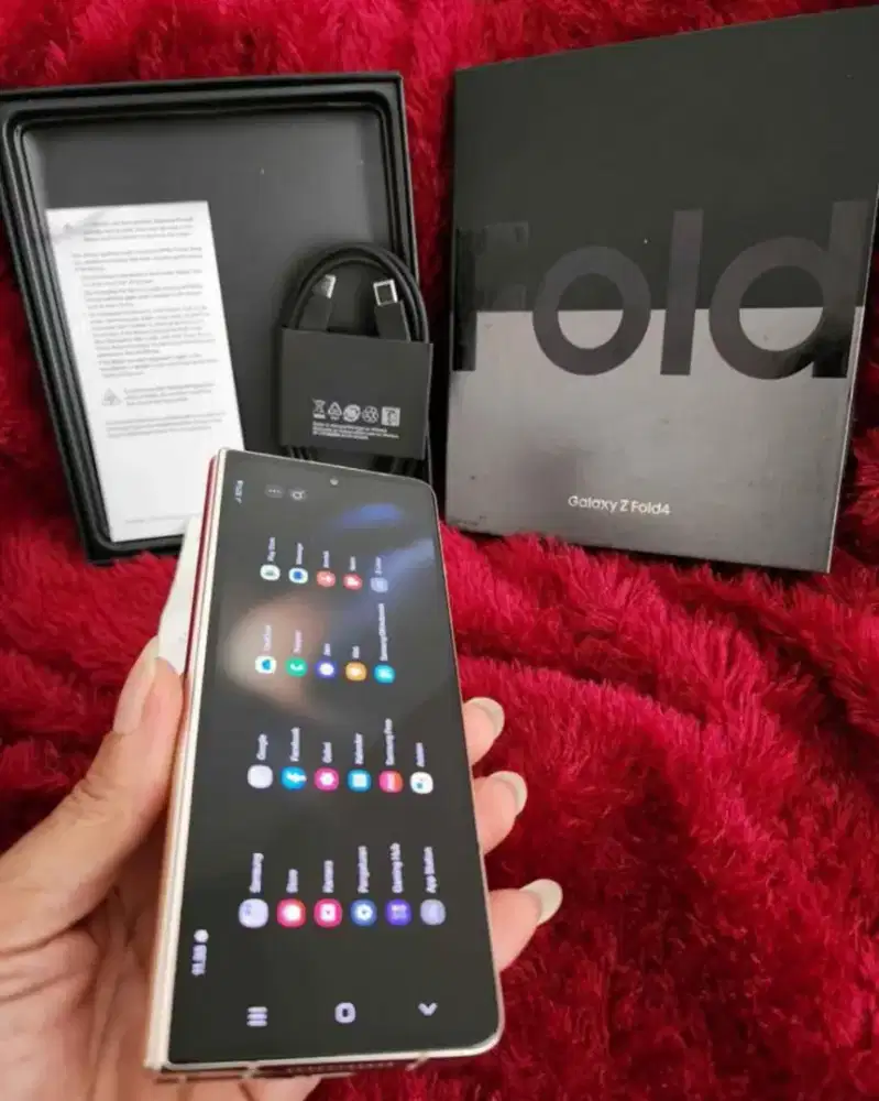 SAMSUNG Z FOLD 4 RAM 12/256 GB ORIGINAL SEIN NORMAL FULLSET