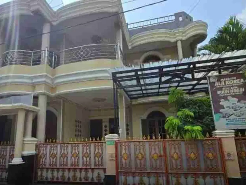RUMAH MEWAH DI KOMPLEK GRIYA TIMUR JATIMULYA BEKASI
