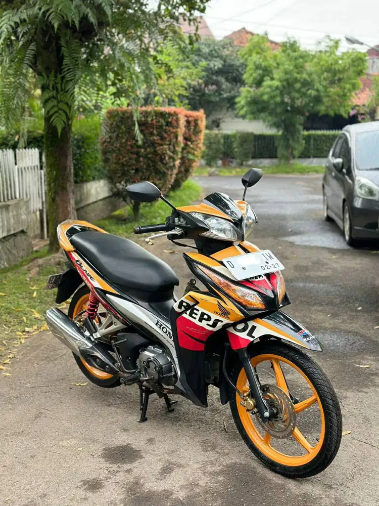 Dijual Honda Blade 2012