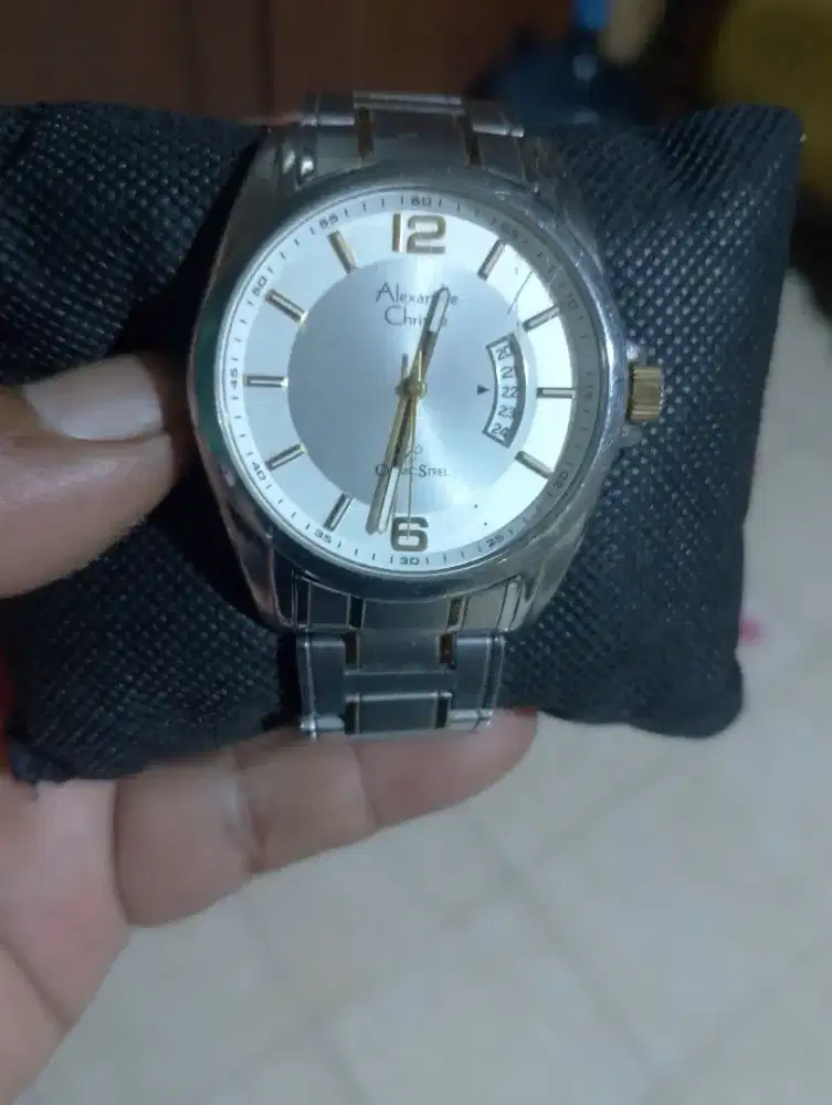 Jam Alexandre Christie