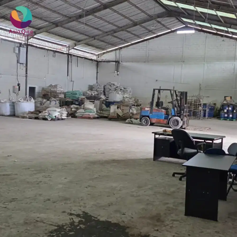 Disewakan gudang di raya Narogong