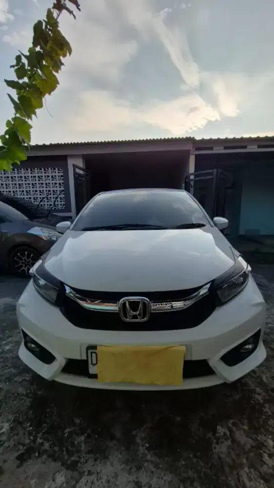 Mobil BRIO SATYA 2022 MATIC