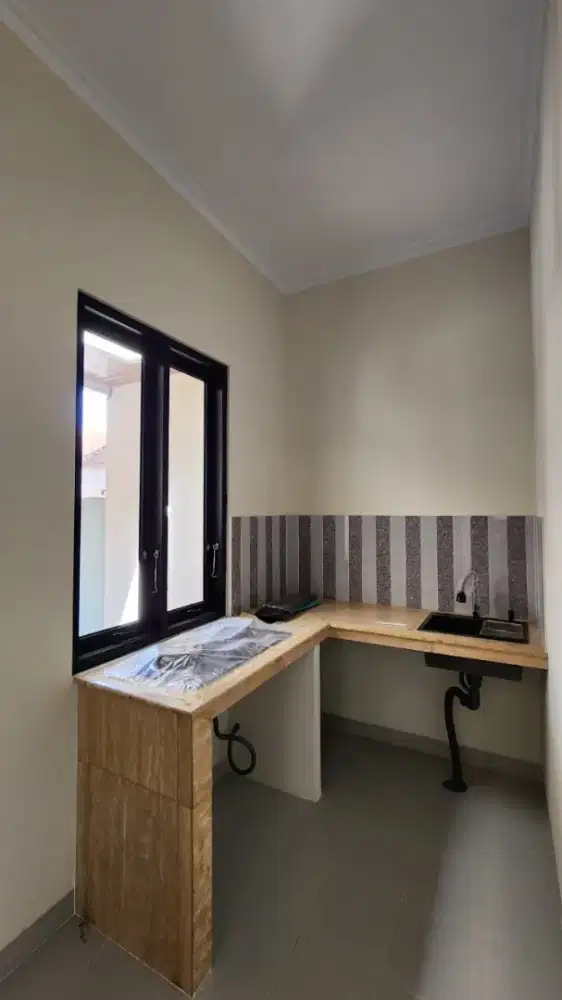 disewakan rumah BARU , premium