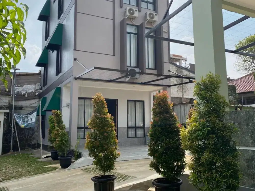Rumah Cantik Dan Mewah dalam Cluster di TB Simatupang Jati Padang Pasar Minggu Jakarta Selatan