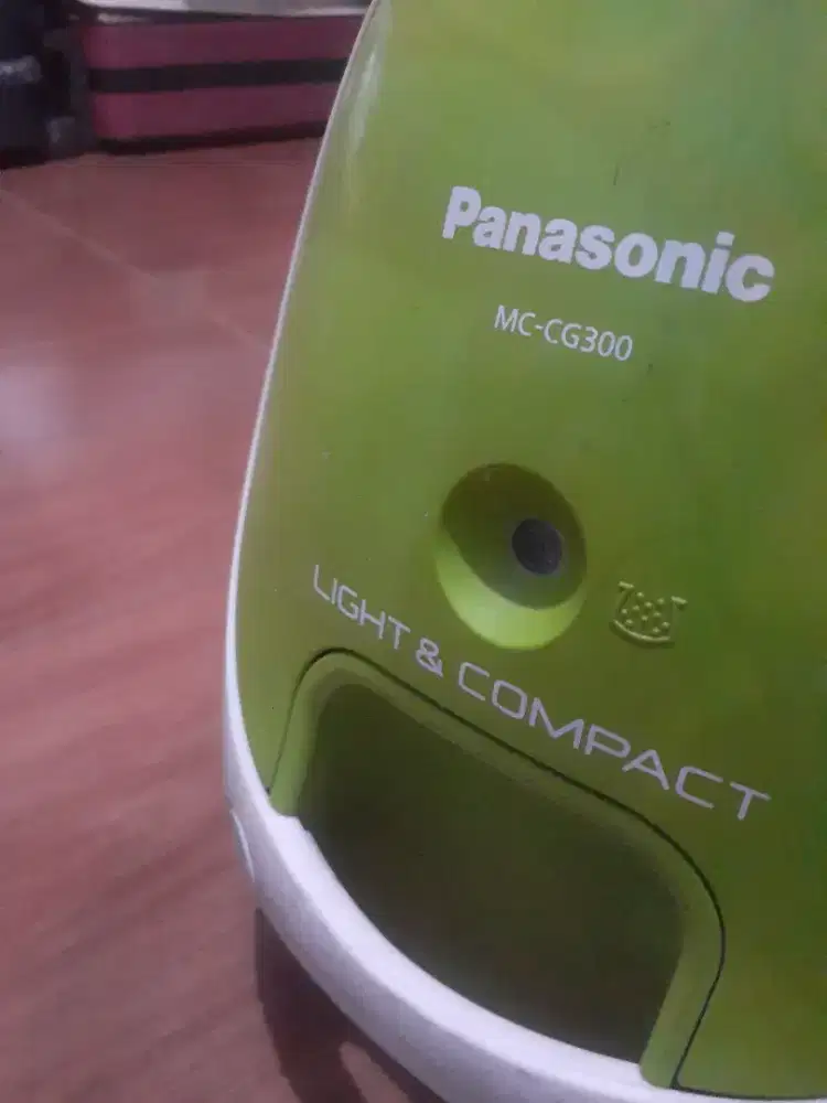 Vacuum Cleaner PANASONIC MC-CG300X