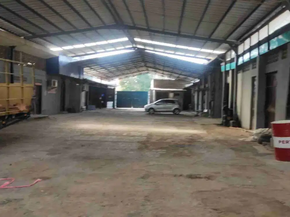 Dijual Cepat Gudang Besar Ex Pabrik Di Sayap TKI