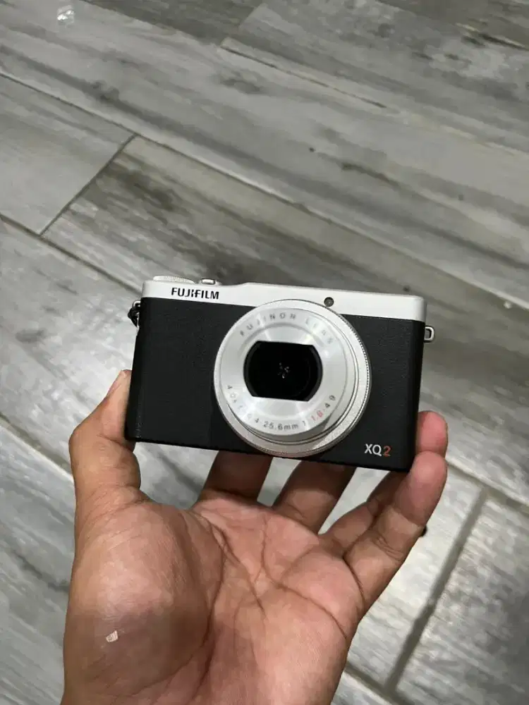 Fujifilm xQ2 Compact kamera