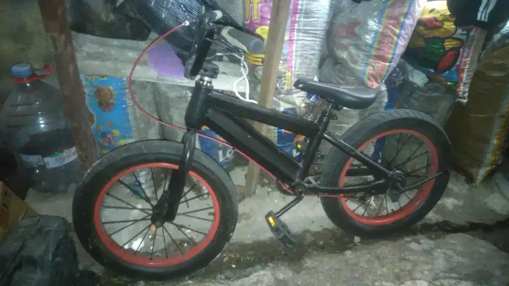 Sepeda model anak laki2