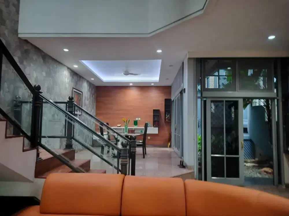 DISEWA CEPAT RUMAH PANTAI MUTIARA  FULL FURNISH TINGGAL BAWA KOPER