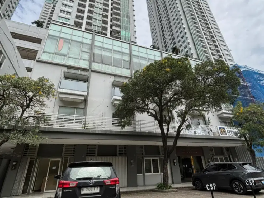 Ruko Modern di Thamrin Residence 4.5 Lantai Lokasi Premium, Siap Pakai