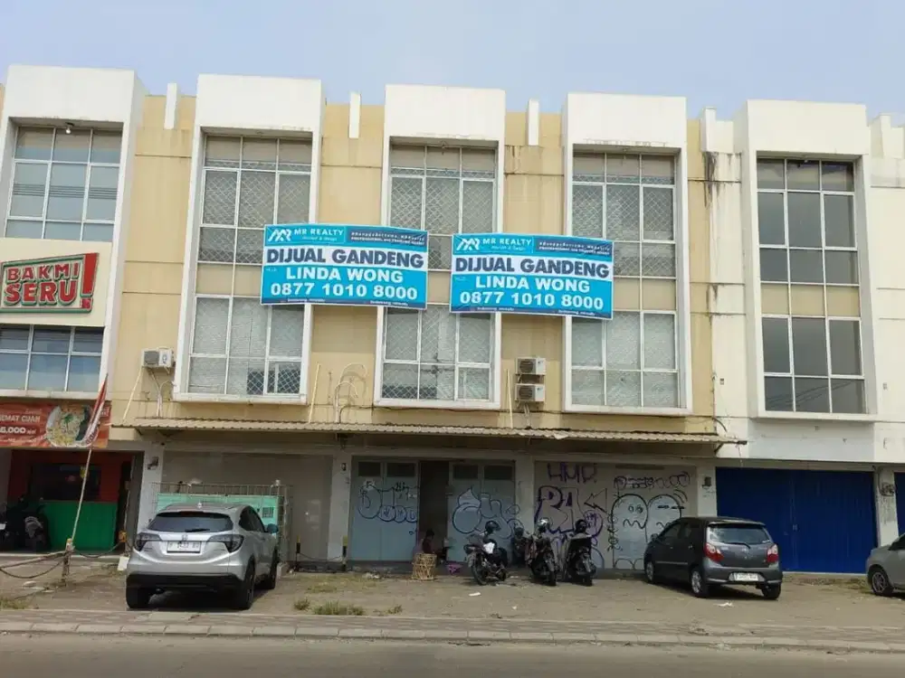 DIJUAL SUPER CEPAT RUKO GANDENG 3 UNIT RAWA BOKOR BANDARA. LOKASI RAMAI STRATEGIS HADAP JALAN RAYA