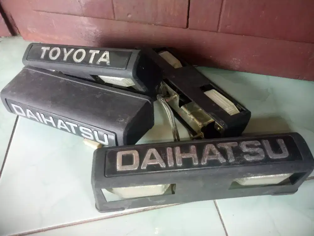 4 LAMPU PLAT NOMOR TOTAL 50 RIBU