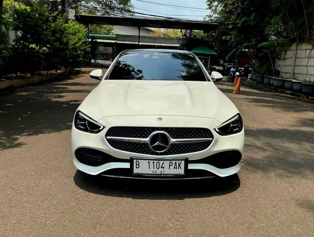 Mercy c200 avg 2022 putih tgn 1 pribadi km 15rban record
