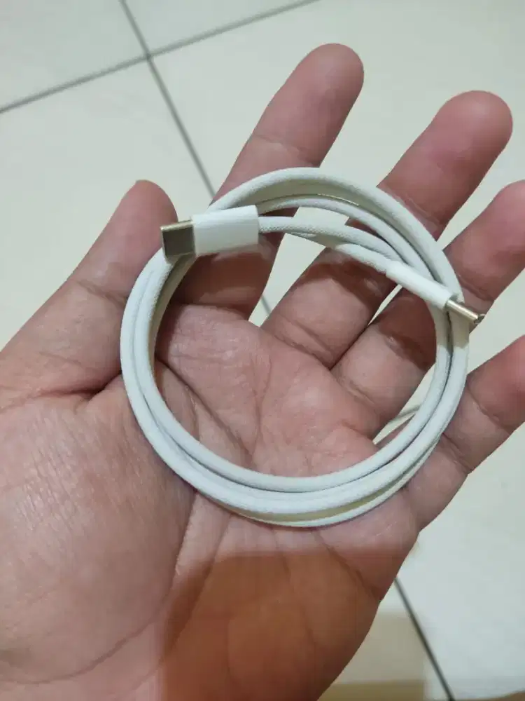 Kabel iphone 15 C to C