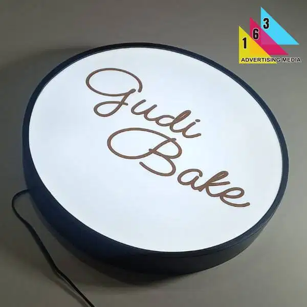 Neon Box Akrilik LED 2025 – Desain Keren untuk Event & Toko Modern