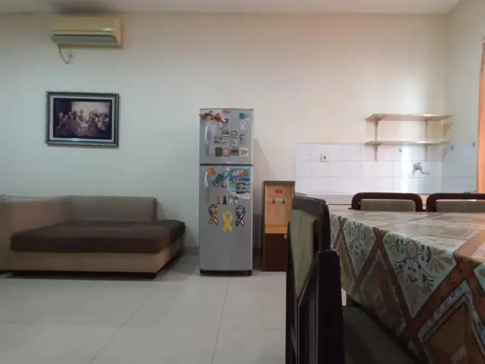 Dijual Rumah di Puri Mansion Edinburgh Uk.6x15 Furnish Harga Nego