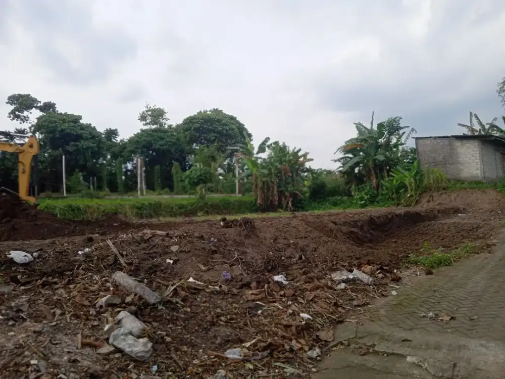 Dekat Kampus UGM Tanah Strategis Gentan Sleman