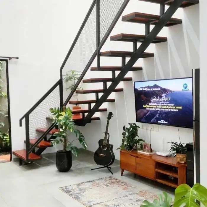 tangga rebah pijakan kayu kokoh dan tahan lama