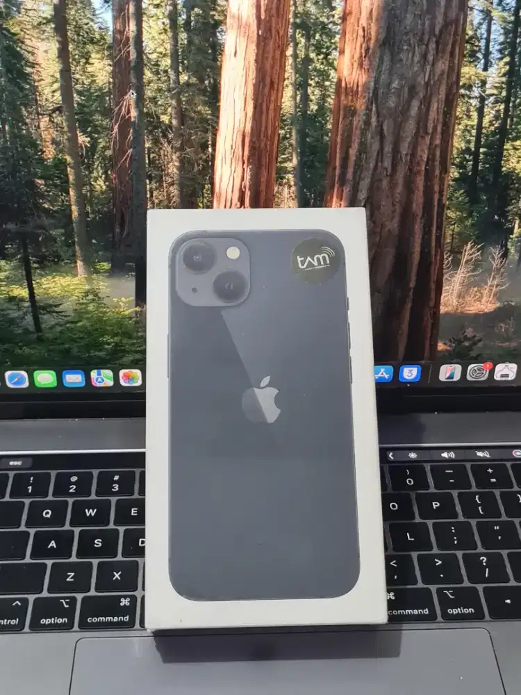 New iPhone 13 128gb Midnight