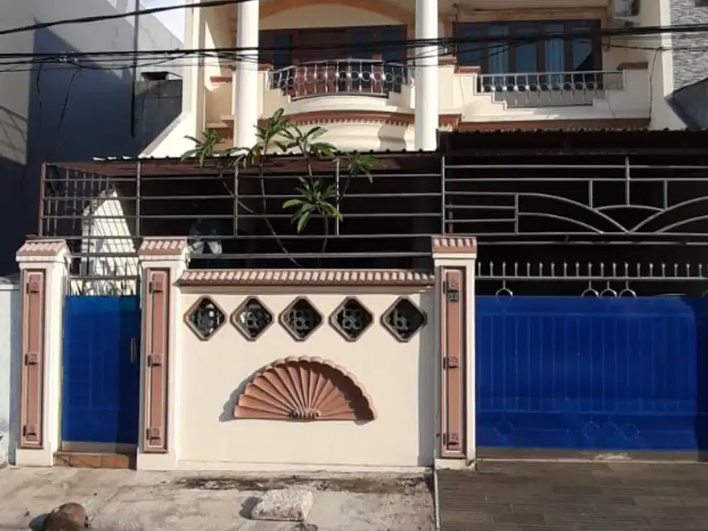 JUAL/SEWA RUMAH DI JEMBATAN LIMA