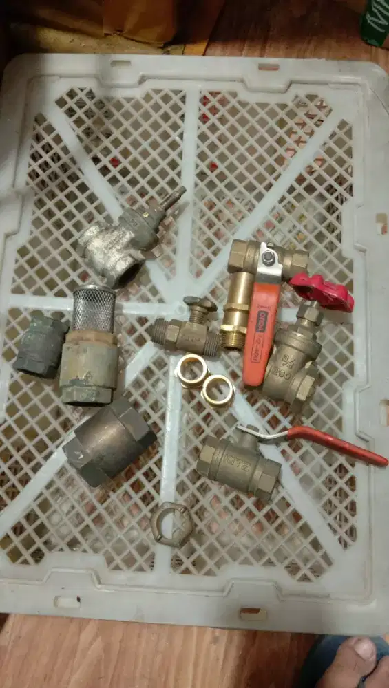 Keran air kuningan  tusen klep /gate valve