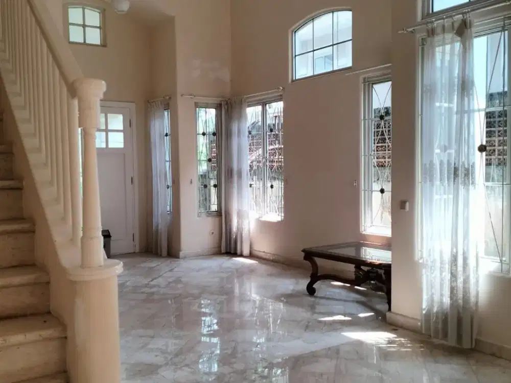 Dijual Hunian nyaman dengan tata ruang lega dan udara segar.