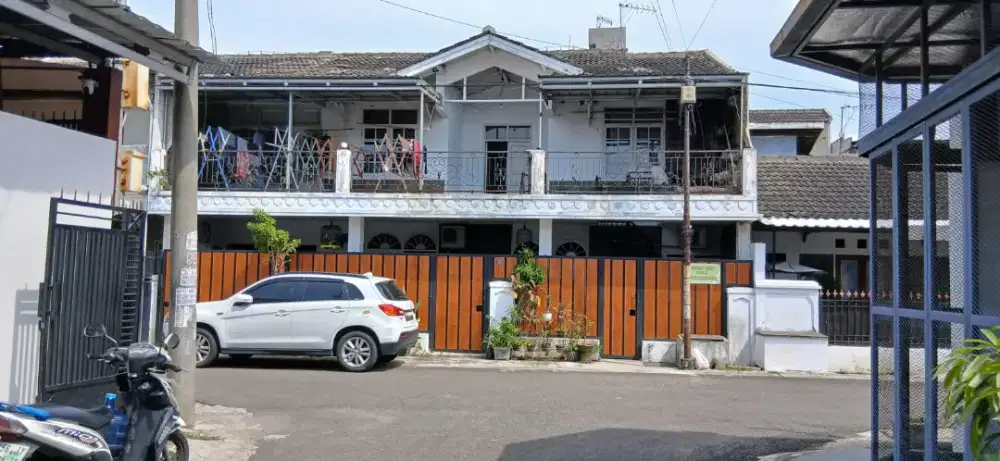 Rumah kost 2 lantai margahayu